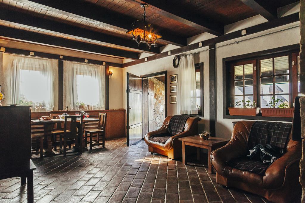 מויצ'ו דה סוס Drumul Carului Villa חדר תמונה